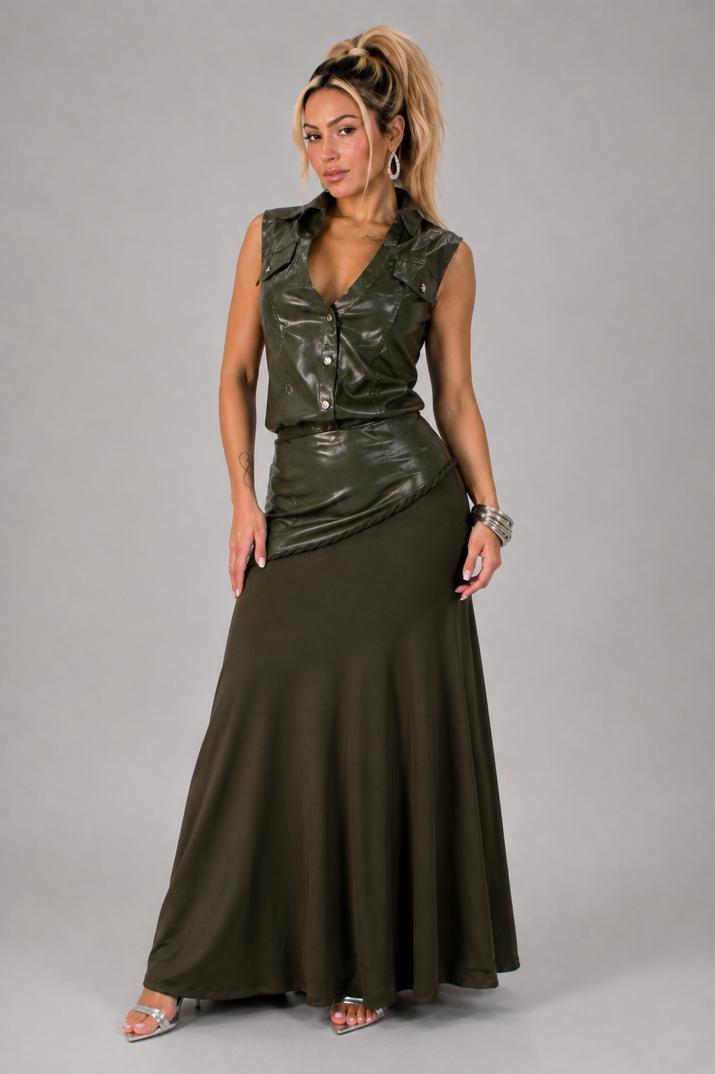 Elegant Women's Set with Faux-Leather Vest and Olive Green Maxi Skirt